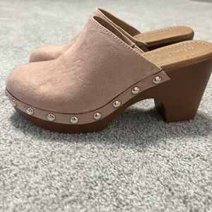 Wonderly Blush Suede Studded Mules